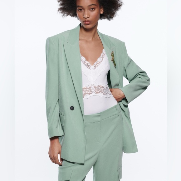 ZARA WOMAN DOUBLE-BREASTED SOFT OVERSIZED BLAZER LIGHT GREEN - Picture 1 of 11